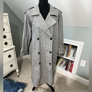 Lowell & Whitney Vintage trench Coat Gray Hounds tooth Plaid  w/ Belt Size 8